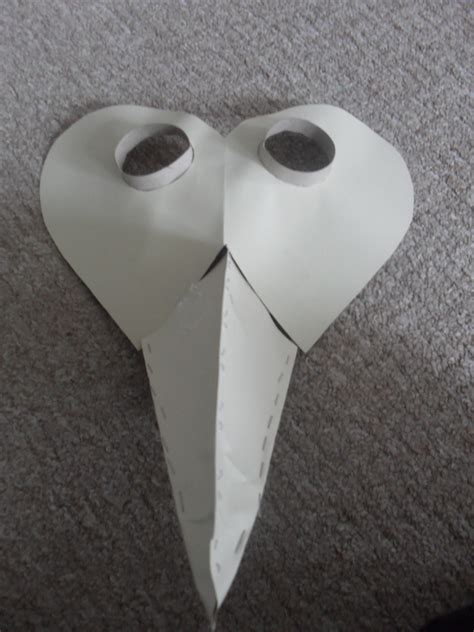 diy plague mask